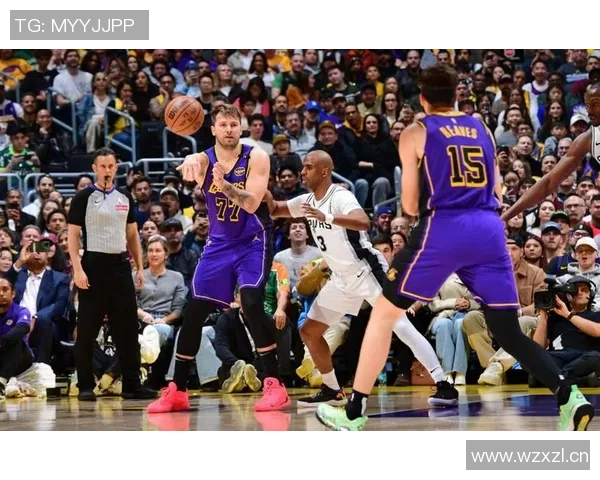 湖人防守漏洞百出东契奇背锅已久非摆烂球队中的最差者